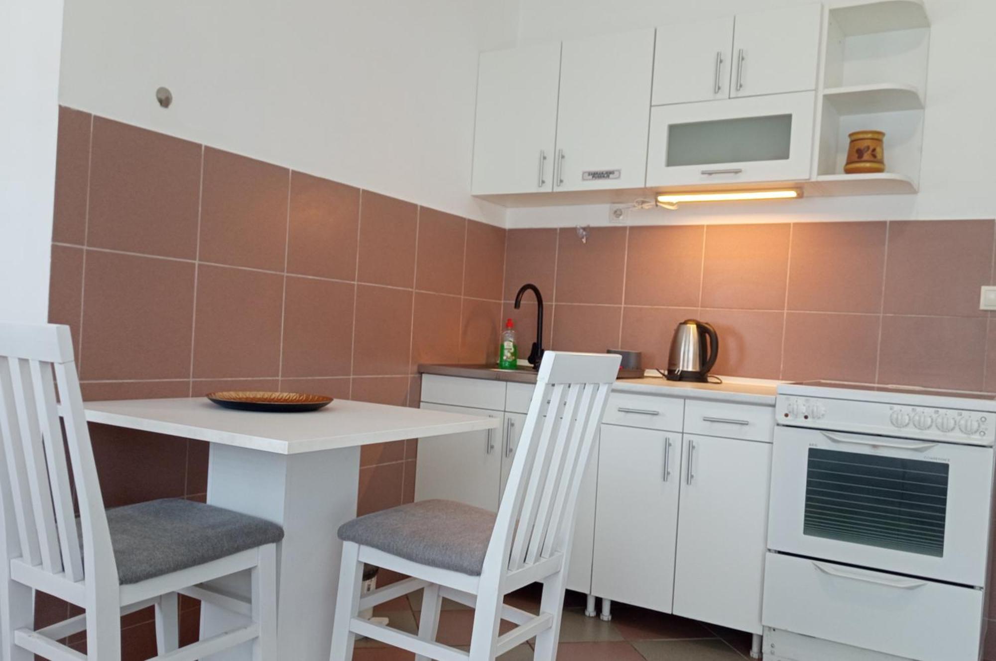 Easy Check In Apartments 021 Vladika Novi Sad Dış mekan fotoğraf